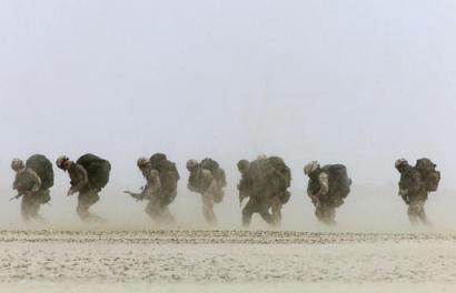 capt.1047399263.topix_kuwait_britain_military_reb107