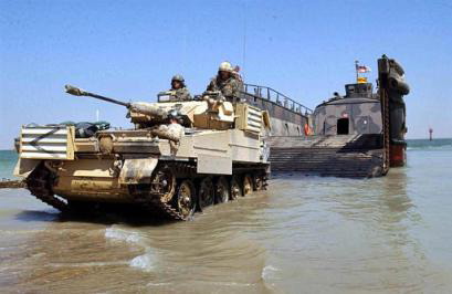 capt.1047861977.kuwait_britain_military_iraq_lon101